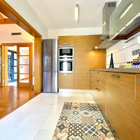 Mamma Mía Villa *