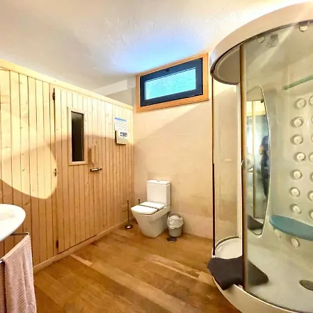 Mamma Mia Pool Heat Private & Jacuzzi