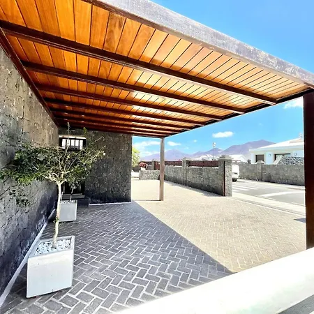 Villa Mamma Mia Pool Heat Private & Jacuzzi Playa Blanca (Lanzarote)