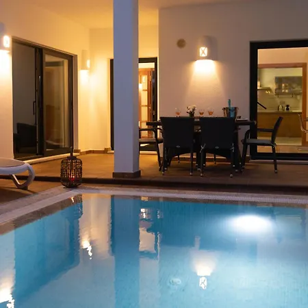 Villa Mamma Mia Pool Heat Private & Jacuzzi