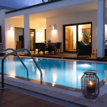 Villa Mamma Mia Pool Heat Private & Jacuzzi *