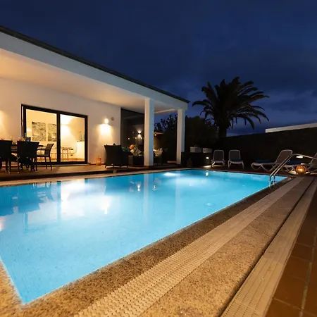 Mamma Mia Pool Heat Private & Jacuzzi