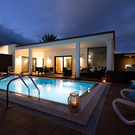 Mamma Mia Pool Heat Private & Jacuzzi *