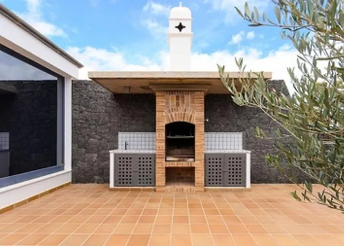 Mamma Mia Pool Heat Private & Jacuzzi Вилла