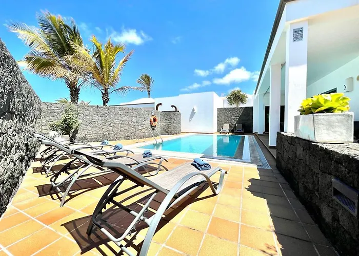 Mamma Mia Pool Heat Private & Jacuzzi Вилла