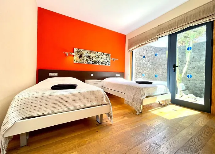 Mamma Mia Pool Heat Private & Jacuzzi * Коста Бланка