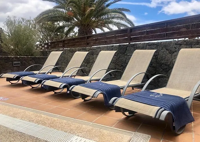 Вилла Mamma Mia Pool Heat Private & Jacuzzi *