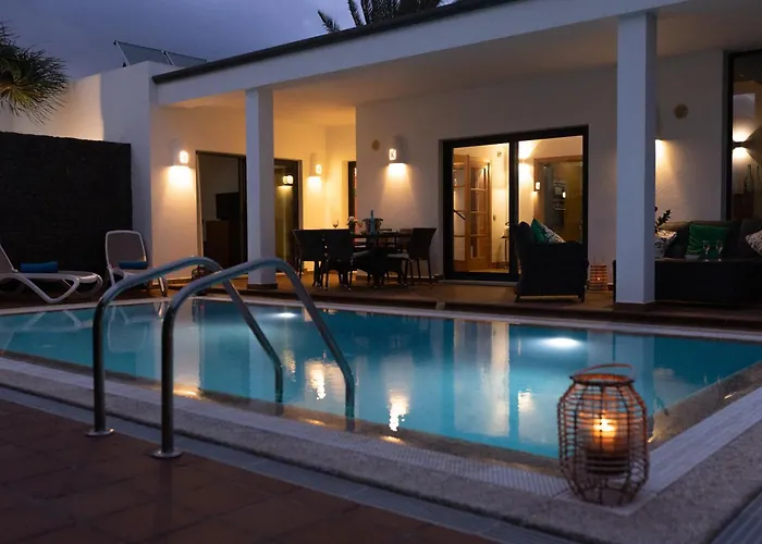 Mamma Mia Pool Heat Private & Jacuzzi * Коста Бланка