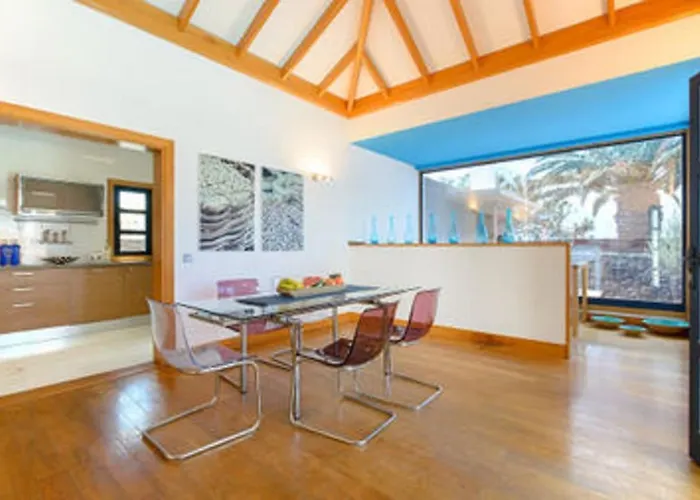 Вилла Mamma Mia Pool Heat Private & Jacuzzi *